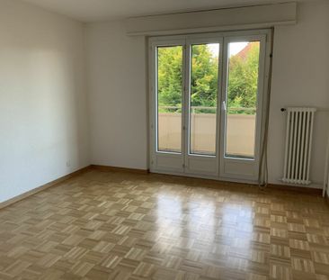 Ihre neue Familienwohnung mit Wiese für die Kinder - Photo 1