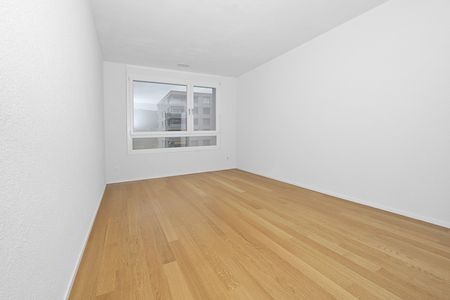 Modern. Generous. Bright. - Photo 2