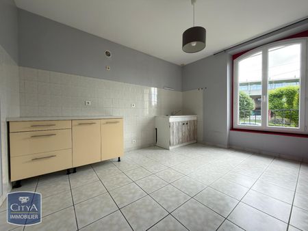 Location Maison 6 pièces 129m² BRIVE LA GAILLARDE 19100 - Photo 2