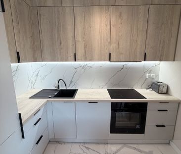 Stylowa kawalerka z balkonem Osiedle Reda City - Zdjęcie 5