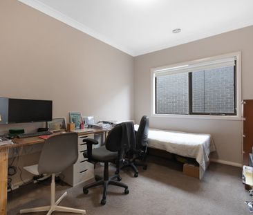 11 Orrong Drive, Officer VIC 3809 - House For Rent | Domain - Photo 5