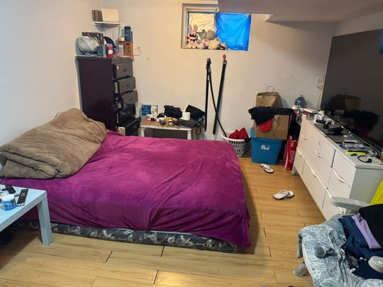 For Lease - 14 Tofield Crescent Unit# Lower/Basement, Toronto, Ontario - Photo 1