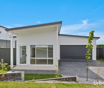 Brand-New Living with Space, Style and Comfort - Photo 5