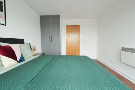3 bedroom apartment to rent - Photo 2