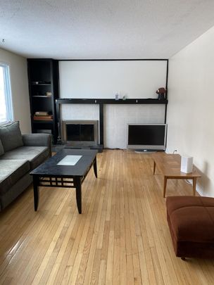 8 Foxmeadow Lane - Room 6 - Photo 1