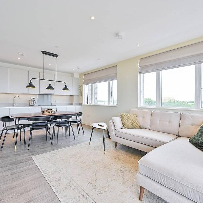 2 bedroom flat to rent - Photo 1