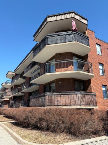 Av. de l'Alsace, H1J 2K5, Montréal - Photo 2