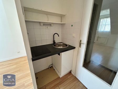 Location Appartement 1 pièce 23m² LE MANS 72000 - Photo 2