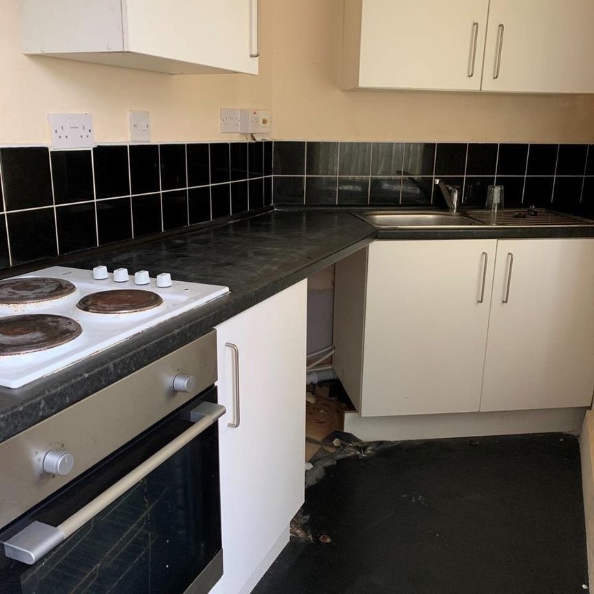 Room in a Shared House, Pershore Road, B29 - Photo 1