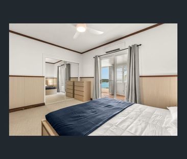 Front Row Fully Furnished Villa on the Waters Edge of Roebuck Bay - Photo 5