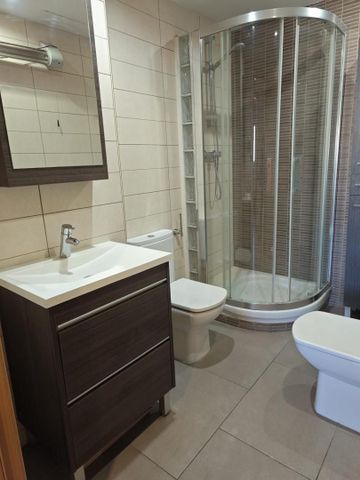 Piso de alquiler en Carrer de Tarragona, 45, Sant Pere Nord - Photo 4