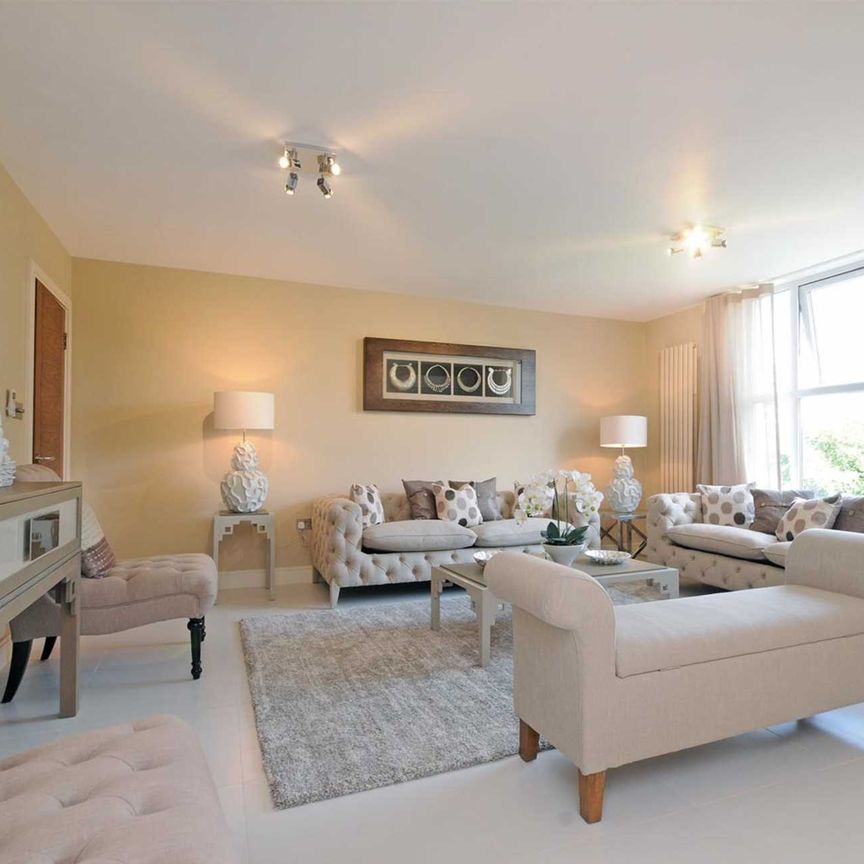 3 bed flat to rent - Photo 1