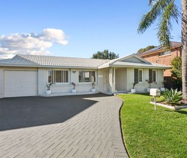 Beautifully Renovated Family Home in Prime Heathcote Location - Photo 4