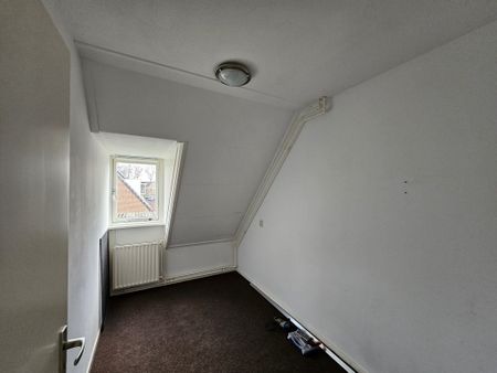 Te huur: Huis Ds. Louwe Kooymanslaan in Waalwijk - Photo 3