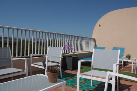 Appartement meublé port de Hyeres - Photo 2