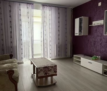 Inchiriez apartament 3 camere - Photo 1