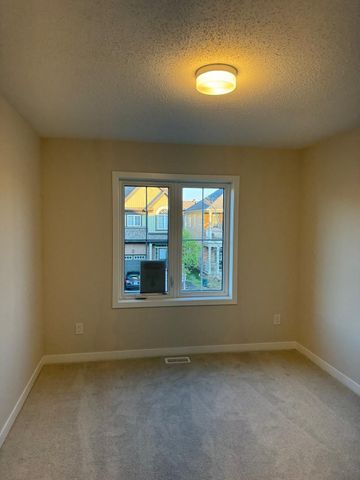 For Lease - 517 Brigatine Avenue, Stittsville - Munster - Richmond, Ontario - Photo 2