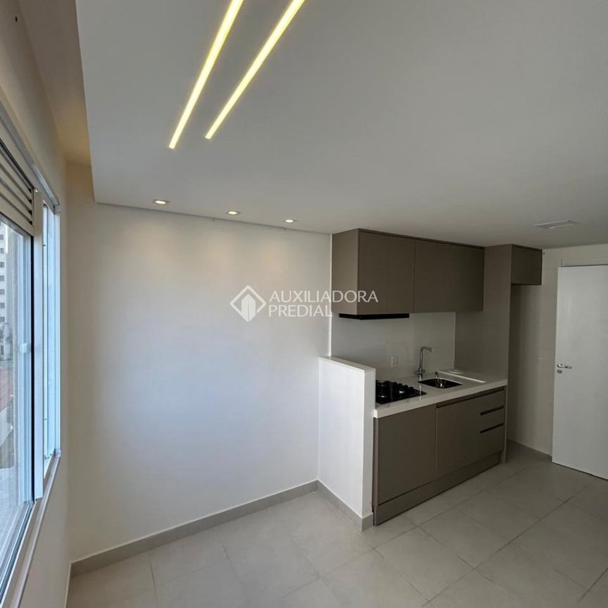 Apartamento com 2 quartos e 36m² para alugar em Parque Fongaro, São Paulo. - Photo 1