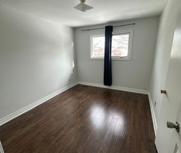 For Lease - 3142 PURNELL Court Unit# MAIN, Mississauga, Ontario - Photo 3