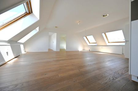 Über den Dächern von Linz – Geräumige 3-Zimmer-Dachgeschosswohnung mit Charme, Ausblick & viel Licht - Foto 3