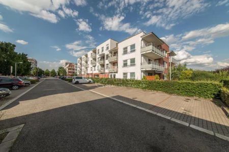 Pronájem prostorného bytu 3+kk s lodžií - Фото 2