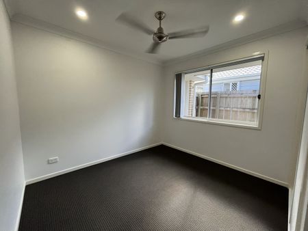 You Will Be Cooking With Gas In This Freshly Renovated Modern Home In The Meadows Estate! - Photo 4