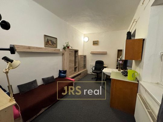 Pronájem bytu 1+kk 30 m² - Photo 1