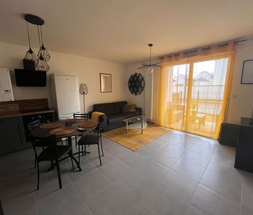 Location appartement 2 pièces, 41.55m², Tours - Photo 2