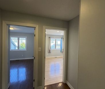 For Lease - 744 Bowercrest Crescent, Blossom Park - Airport and Are... - Photo 4