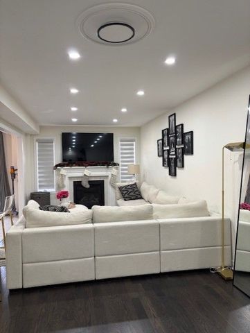 For Lease - 106 Whitefoot Crescent, Ajax, Ontario - Photo 5