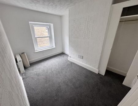 2 Bedroom Apartment To Let - Photo 3