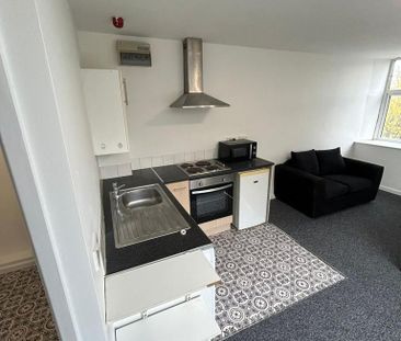1 bedroom flat to rent - Photo 4