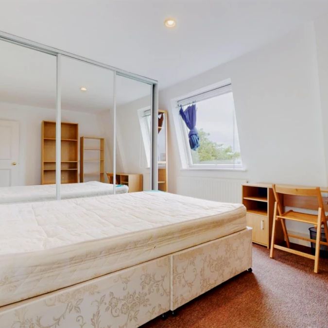 2 Bed 1 Bath, Flat A Rupert House, 52-53 - Photo 1