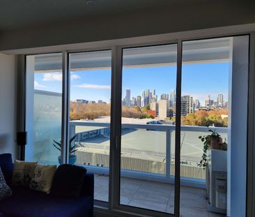 North Melbourne - Photo 1