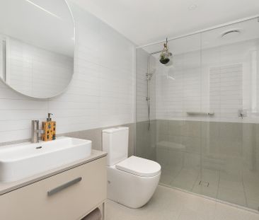 Ground Floor Apartment with Private Courtyard in the Heart of Dickson - Photo 6