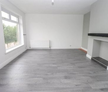 8 Cairnsmore Walk, Dundonald, Belfast, BT16 2SD - Photo 2