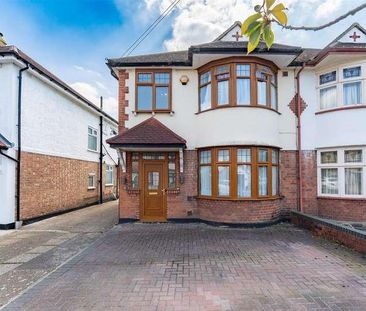 Sutton Hall Road, Hounslow, TW5 - Photo 5