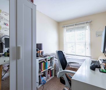 2 bed Terraced for rent - Photo 6
