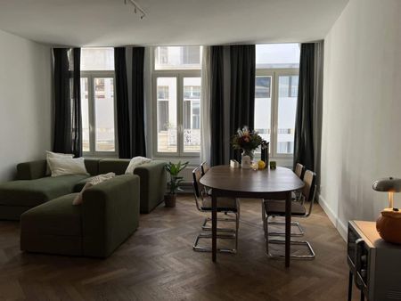 Ruim 1SLK-appartement met terras dichtbij centrum Antwerpen! - Photo 2