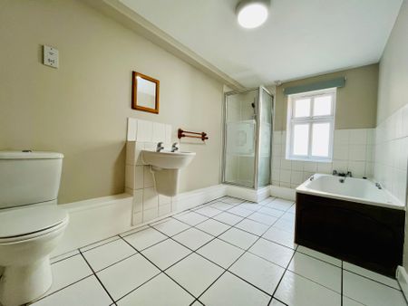 New Walk Central, City Centre - Photo 3