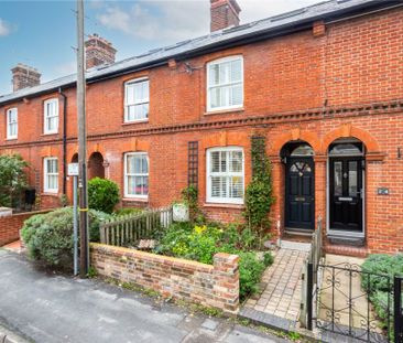 3 Bedroom House - St Catherines Road, Winchester - Photo 3