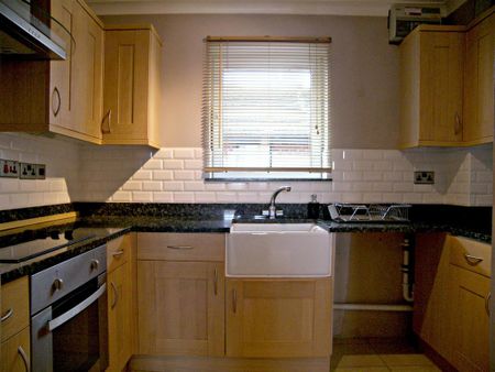 1 bedroom flat to rent - Photo 5