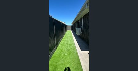 Brand-New, Modern Family Home in Popular Riverlea Park! - Photo 3