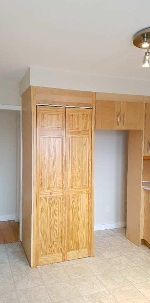 4 ½ haut de triplex/upper triplex, Lasalle à louer/to rent - Photo 1
