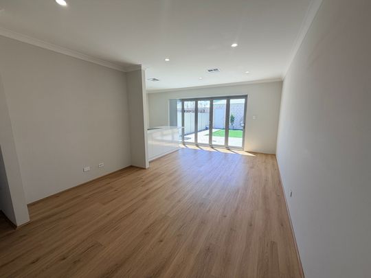 Parkside Living in Shorehaven Estate - Photo 1