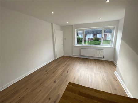 3 Bedroom House To Rent - Photo 3