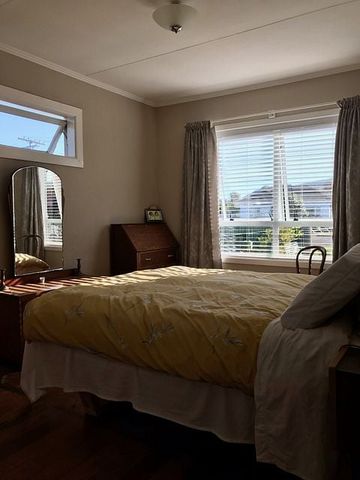 Lovely 3 Bed house in Inner Kaiti, $680 pw - Photo 5