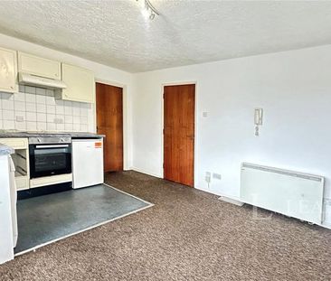 1 bedroom flat to rent - Photo 6