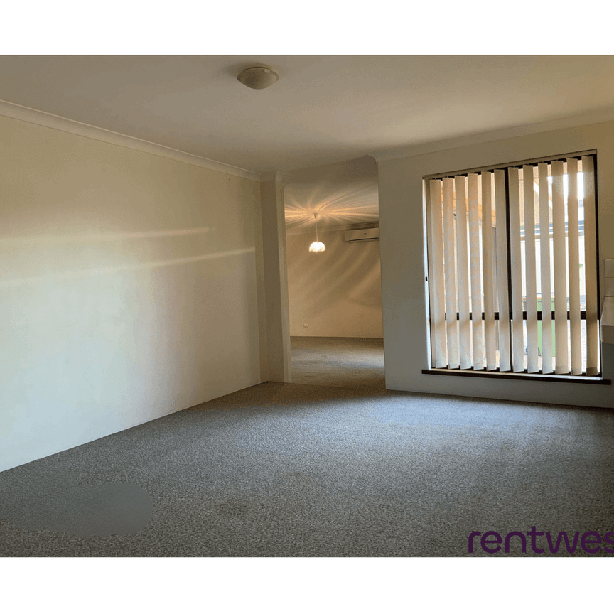 5 Cassia Place, Thornlie, WA 6108 - Photo 1