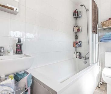 Chaffinch Close, Woosehill, Wokingham, RG41 - Photo 1